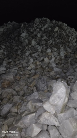Night inspection of crushed mineral stock